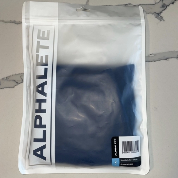 Alphalete Amplify Shorts 3.5" Victory Blue - Picture 2 of 2